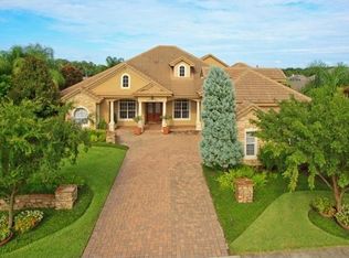 909 Johns Point Dr, Oakland, FL 34787