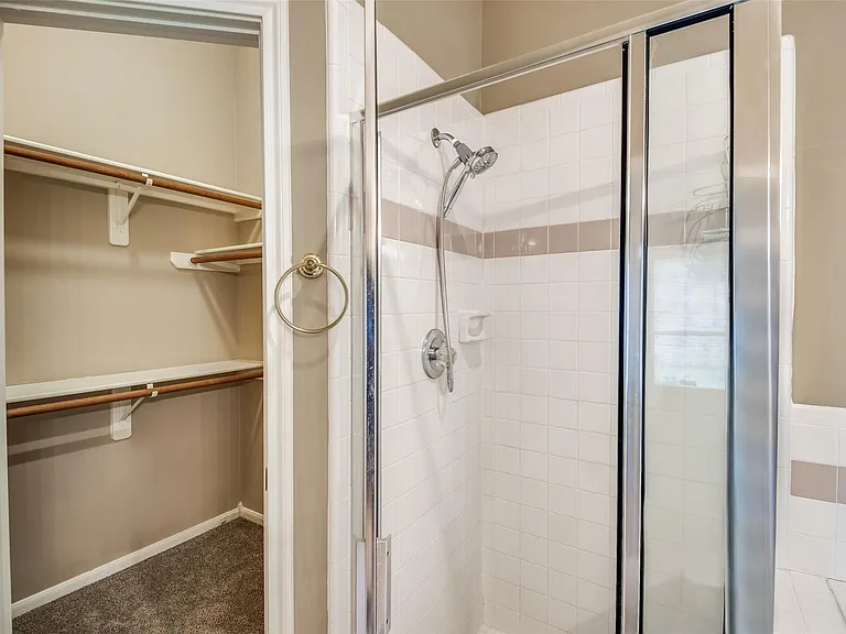 9827 Bestin Ln — Photo 21