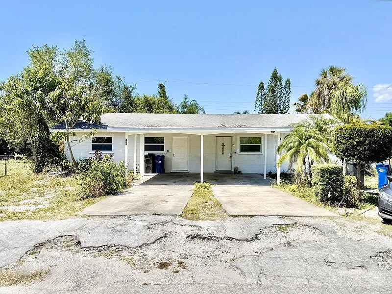 Building Photo - 605 64th Ave W