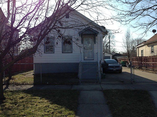 1st image of 506 Elwood Ave