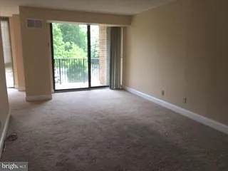 2300 Pimmit Dr #204 — Photo 3