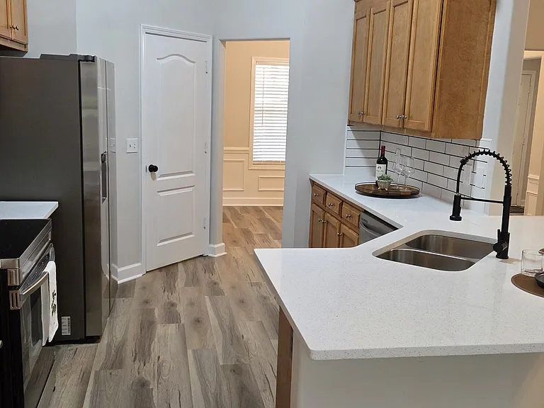 171 Laurel Oaks Ln — Photo 15
