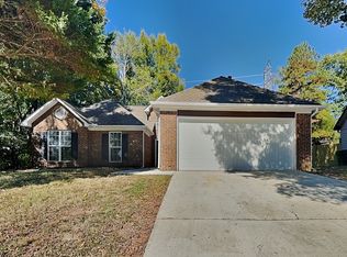 11307 Astoria Dr, Charlotte, NC 28262