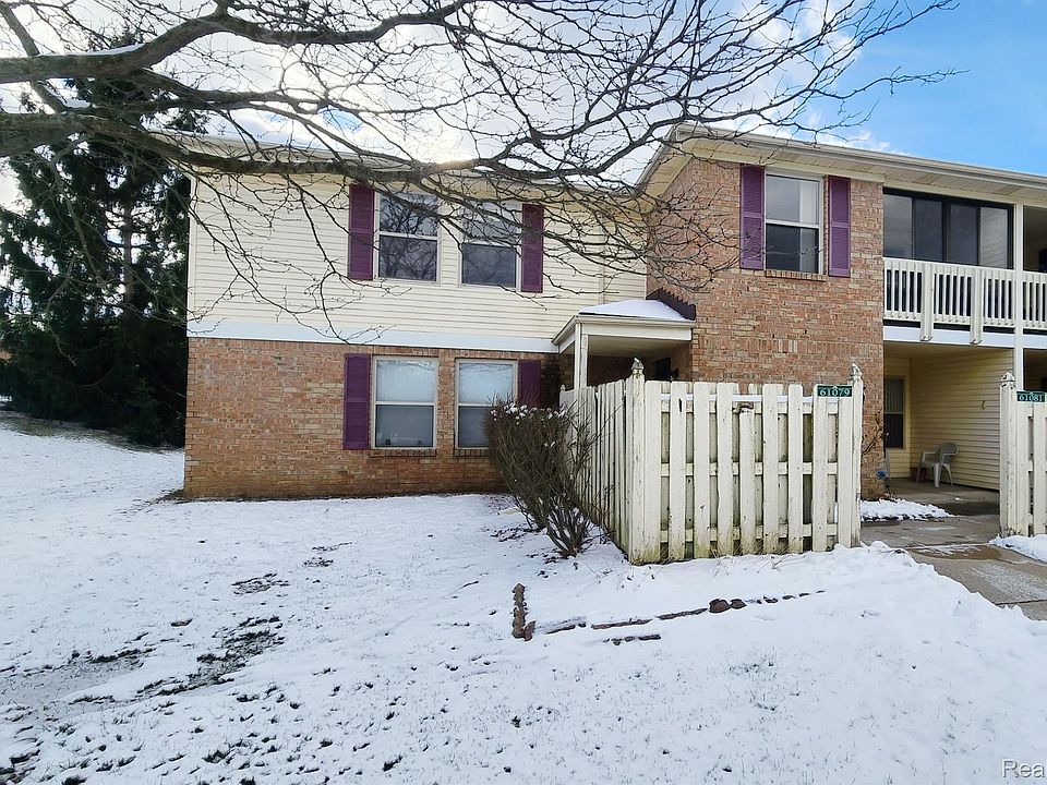 1st image of 61079 Greenwood Dr