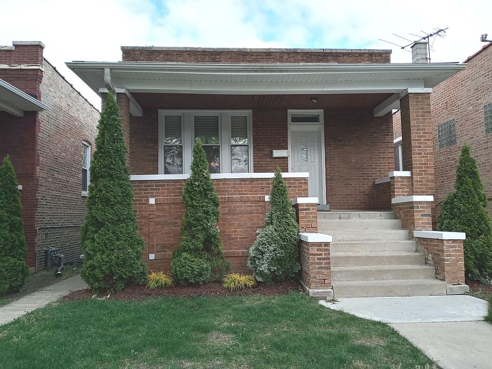 1st image of 2426 S 60th Ct