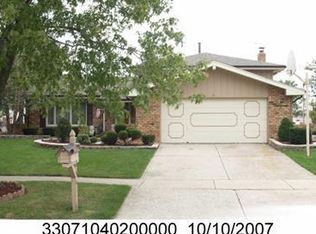 19616 Lake Lynwood Dr, Lynwood, IL