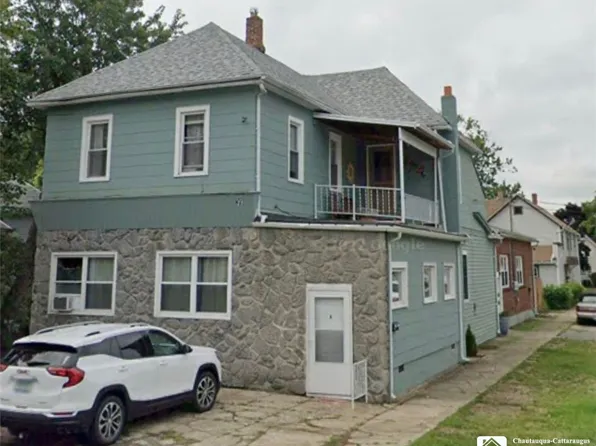 39 N Pangolin St, Dunkirk, NY 14048