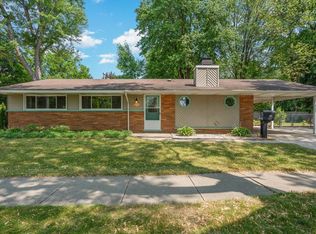 901 Airfield Ln, Midland, MI