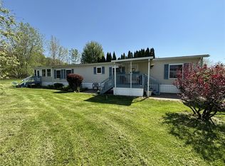 305 Sunset Dr, Holley, NY 14470