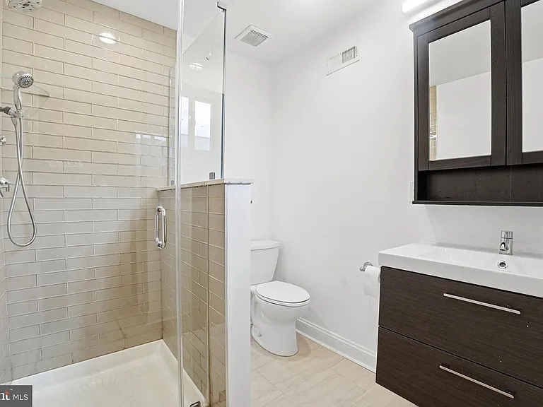 1807 Wylie St — Photo 23