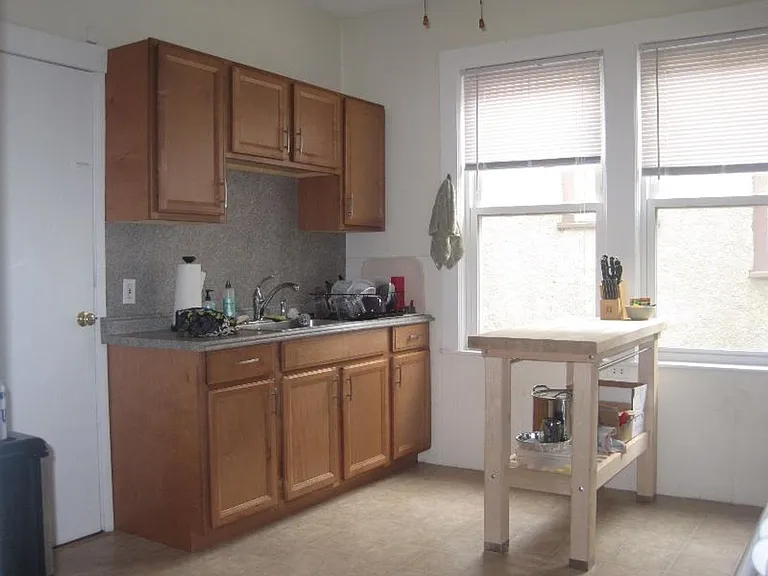 202 Rawson Rd #D1 — Photo 2