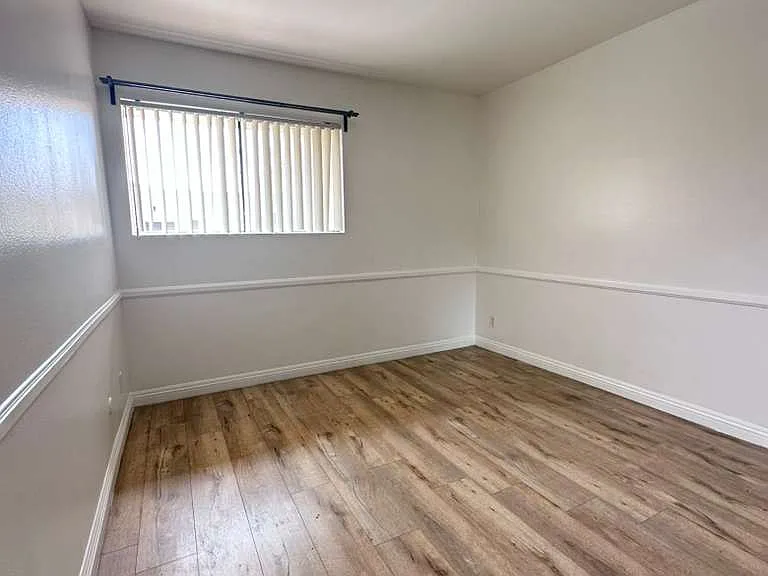 121 Sinclair Ave #233 — Photo 13