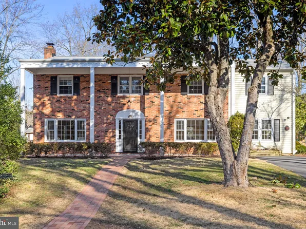 7824 Midday Ln, Alexandria, VA 22306
