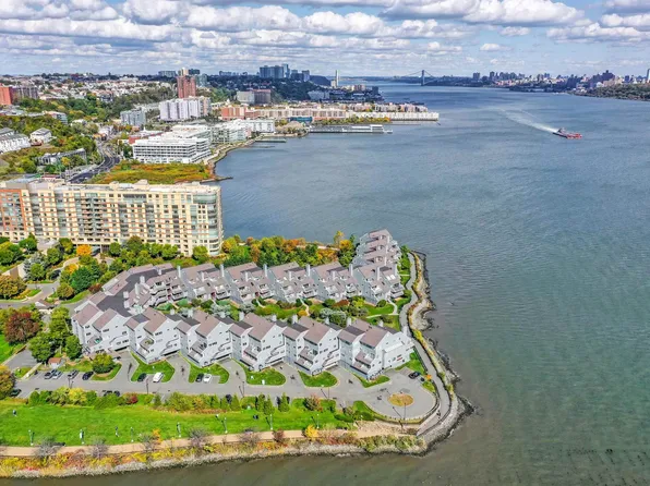 14a Riverview Circle image 31 of 35