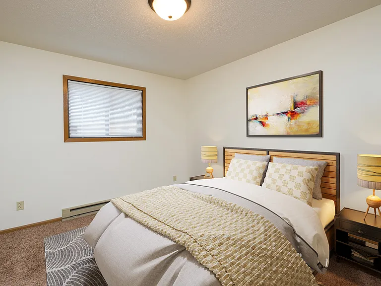 Fargo, ND Monticello Apartments | Bedroom
