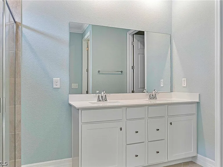 42219 Hammock Ln — Photo 21