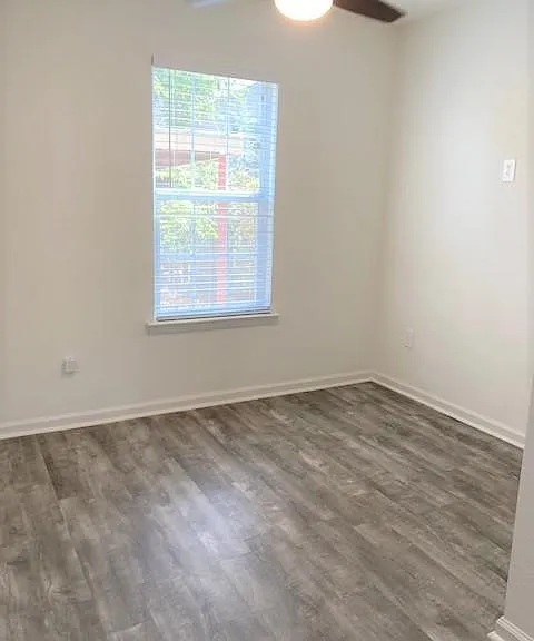 5054 W University Blvd #A — Photo 11