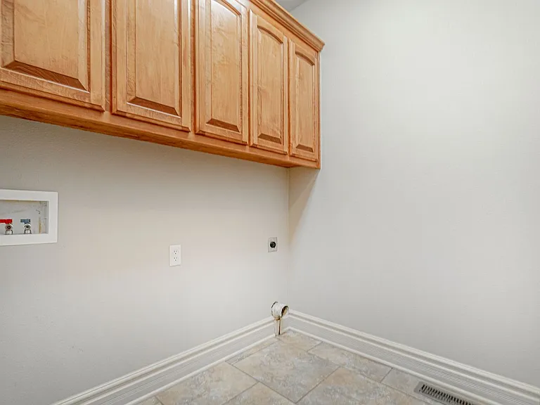 3704 W Legacy Ln — Photo 21