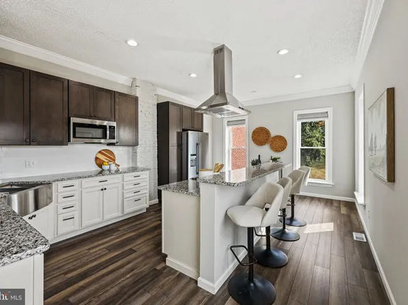 314 S Patterson Park Ave, Baltimore, MD 21231