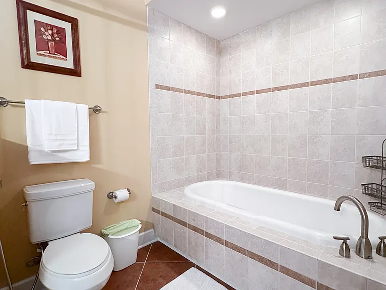2608 Erwin Rd #403 — Photo 16
