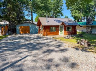 305 Devonshire Dr, Prudenville, MI 48651