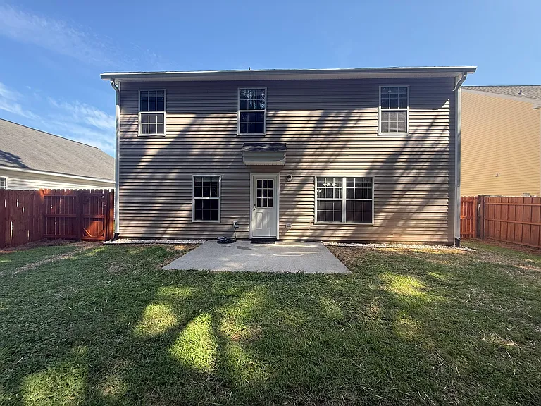 1016 Deerberry Rd — Photo 38