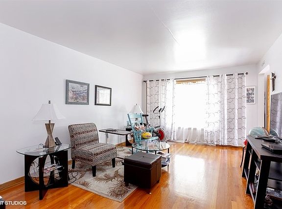 3rd image of 8721 S Tulley Ave