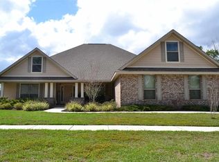 2135 Staff Dr, Cantonment, FL 32533