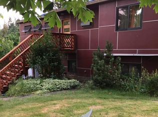 19835 S Hazelhurst Ln, West Linn, OR 97068