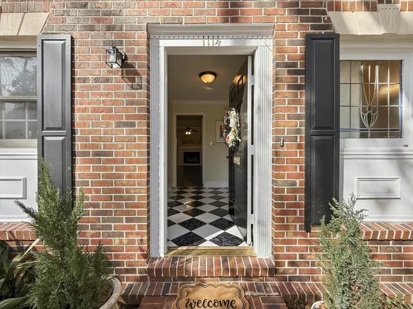 1114 Pine St APT B, Tallahassee, FL 32303