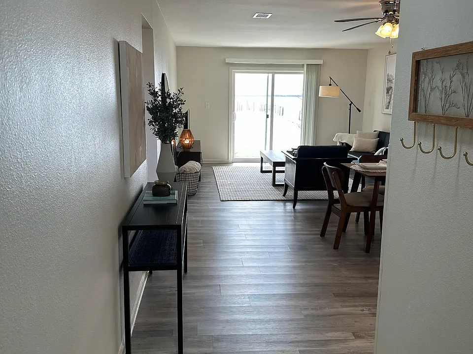 1699 S Gay Ave #107