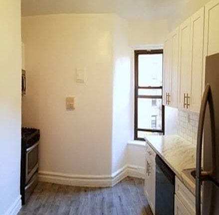 3rd image of 916 Carroll St APT 5B
