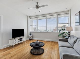 925 Common St #ID1266879P, New Orleans, LA 70112