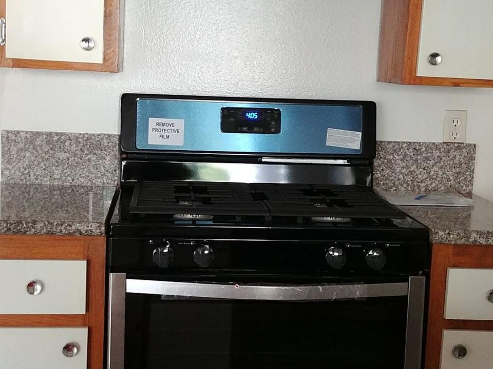 1st image of 2935 Francis Ave #101