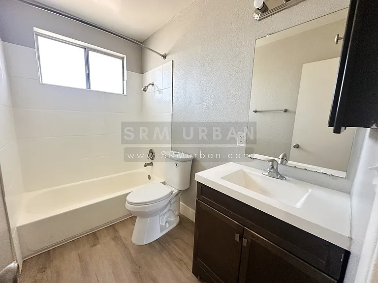 341 Garfield St #C — Photo 6
