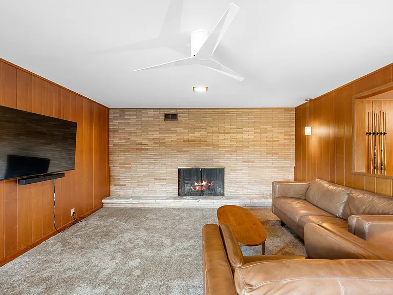 3827 NE Holman St — Photo 7