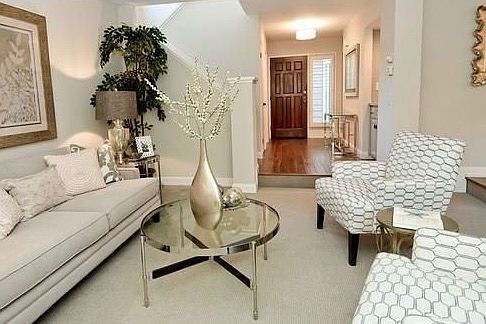 2nd image of 1968 Stratton Cir