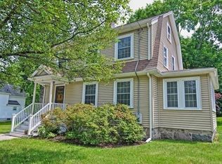 37 Clapp St, Walpole, MA 02081