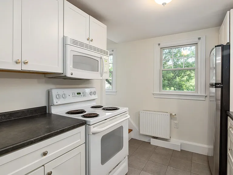 272 South St — Photo 13