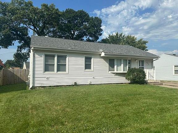 4th image of 805 Wier St