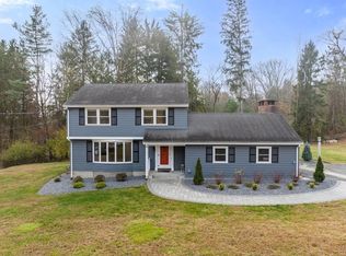 10 Clemmons St, Southborough, MA 01772