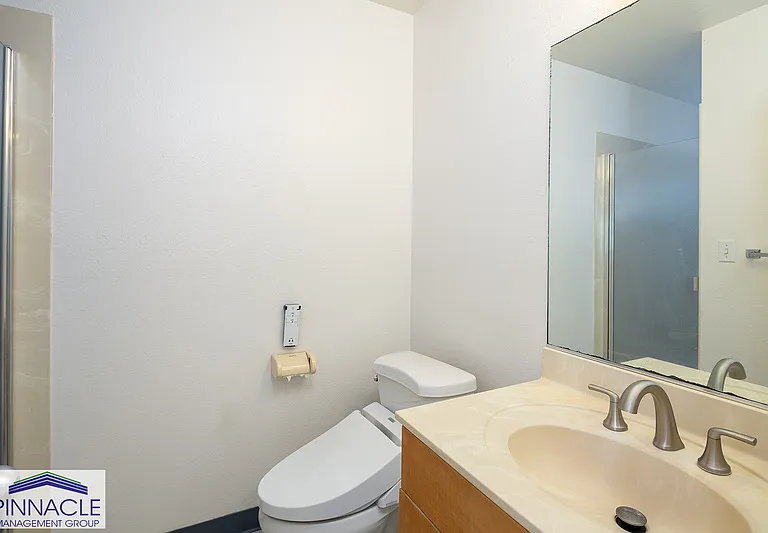 3533 Hinahina St — Photo 21