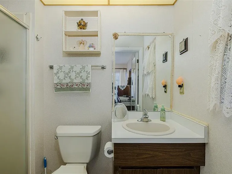8015 San Fernando Dr — Photo 33