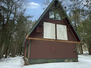 1158 Navajo Trl, Gouldsboro, PA 18424