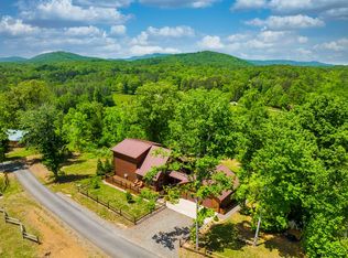 310 Deerfield Dr, Murphy, NC 28906