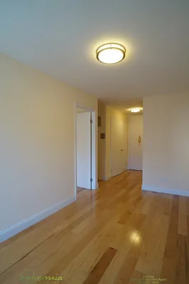 Rented by Bohemia Realty Group | media 8