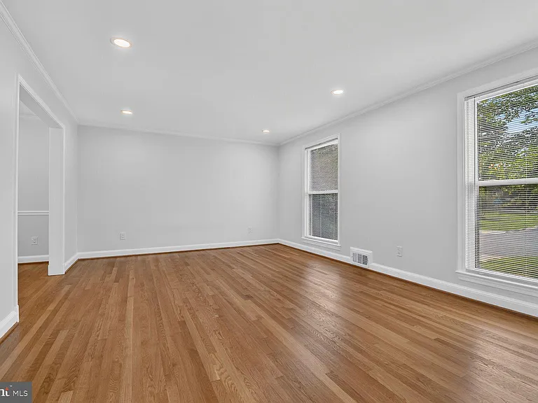 7301 Old Stage Rd — Photo 5