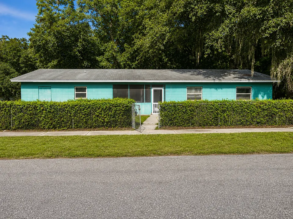 559 Wasson Ave