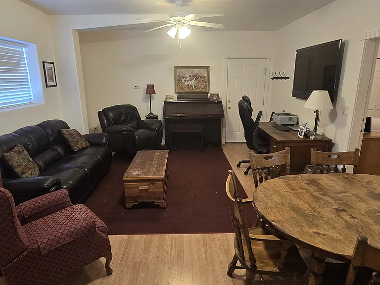 5406 Willow Ave — Photo 3