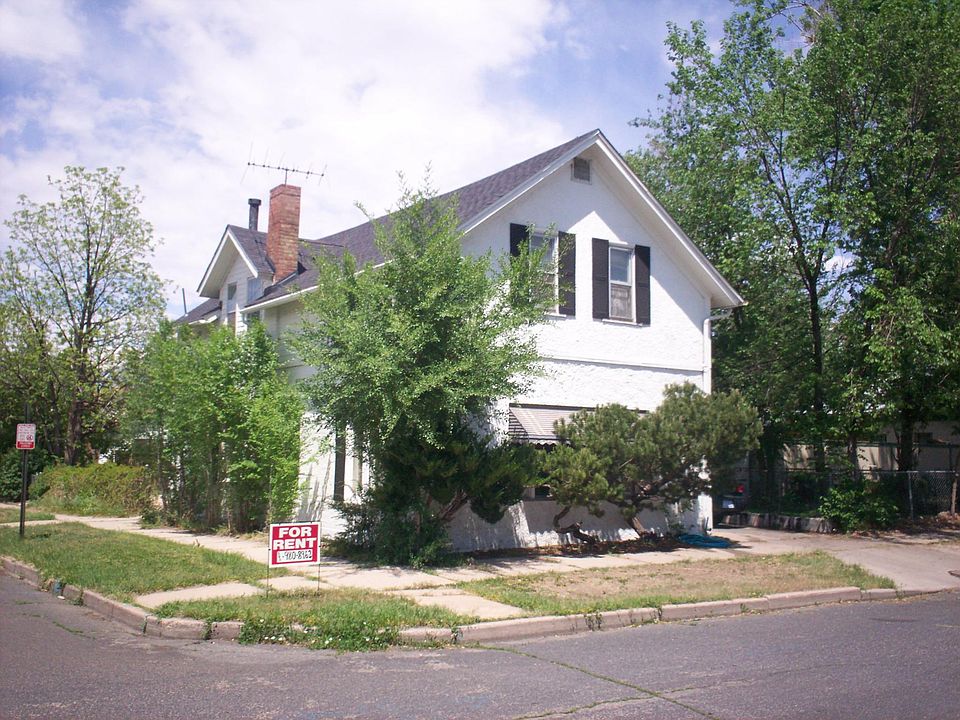 Exterior of house - Rental is Main Floor Only